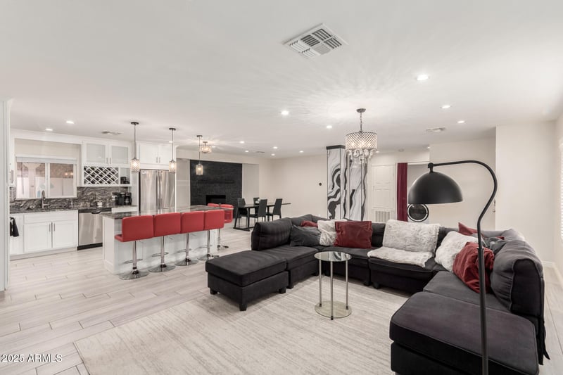 1532 Northern Ave, Phoenix, AZ 85021