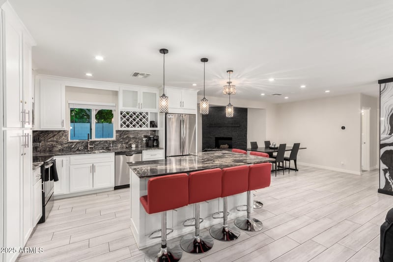 1532 Northern Ave, Phoenix, AZ 85021