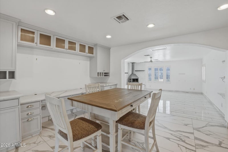 1532 Loma Ln, Phoenix, AZ 85021