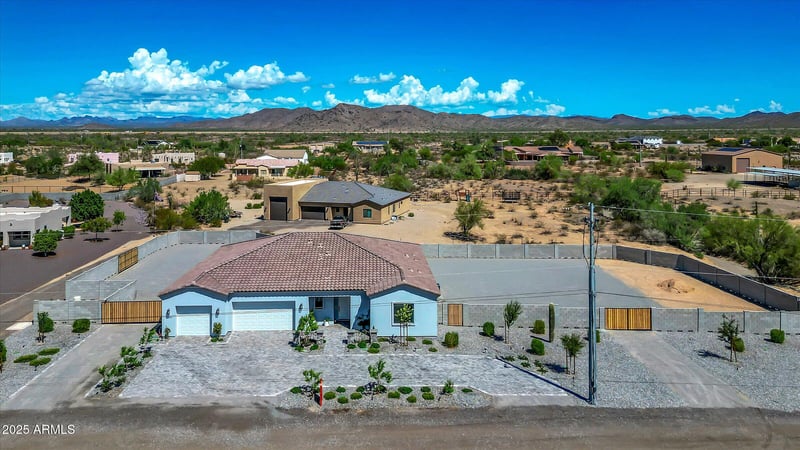 15324 Bobwhite Way, Surprise, AZ 85387