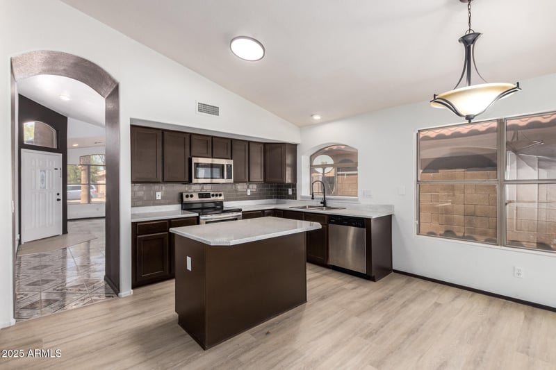 15329 Melissa Ln, Surprise, AZ 85374