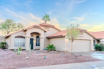 1533 Windsong Dr, Phoenix, AZ 85048