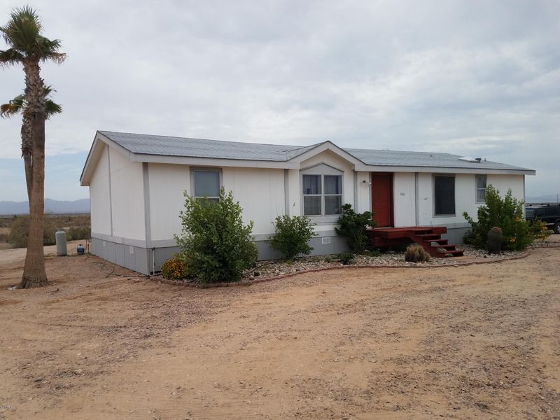 1533 S Wickenburg Rd, Tonopah, AZ 85354