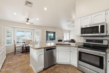 1533 Sinova --, Mesa, AZ 85205