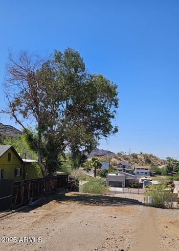 1533 Sunnyside Dr #-, Phoenix, AZ 85020