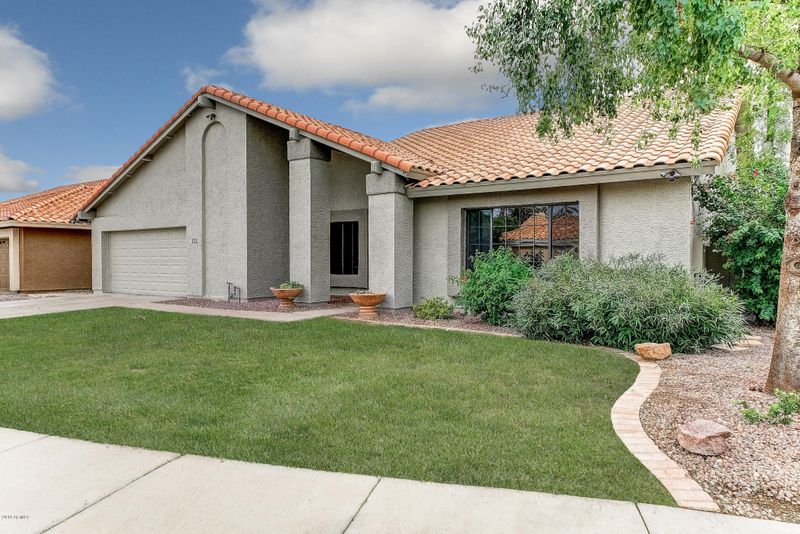 1533 W Coquina Dr, Gilbert, AZ 85233