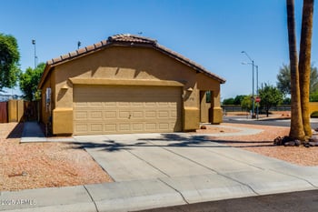 15330 Caribbean Ln, Surprise, AZ 85379
