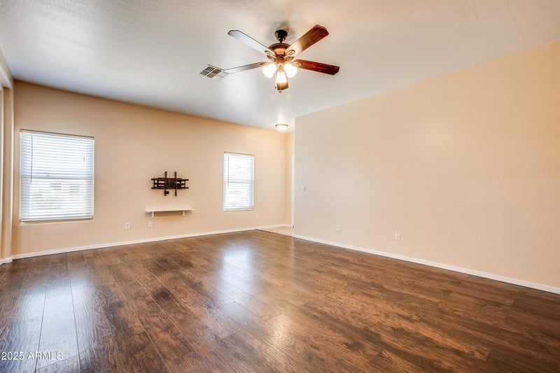 15330 Caribbean Ln, Surprise, AZ 85379