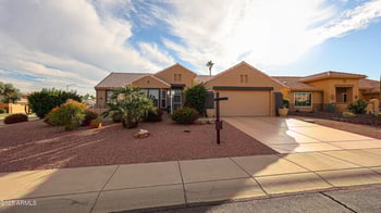 15331 Ganado Dr, Sun City West, AZ 85375