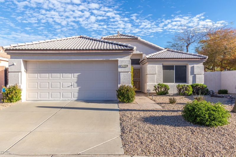 1534 E Charleston Ave, Phoenix, AZ 85022