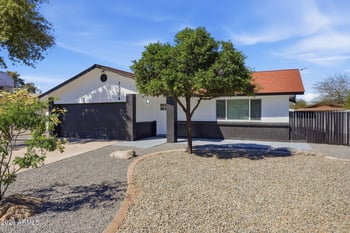 1534 E Hampton Cir, Mesa, AZ 85204