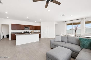 1534 S 182nd Ln, Goodyear, AZ 85338