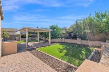 15343 Ventura St, Surprise, AZ 85379