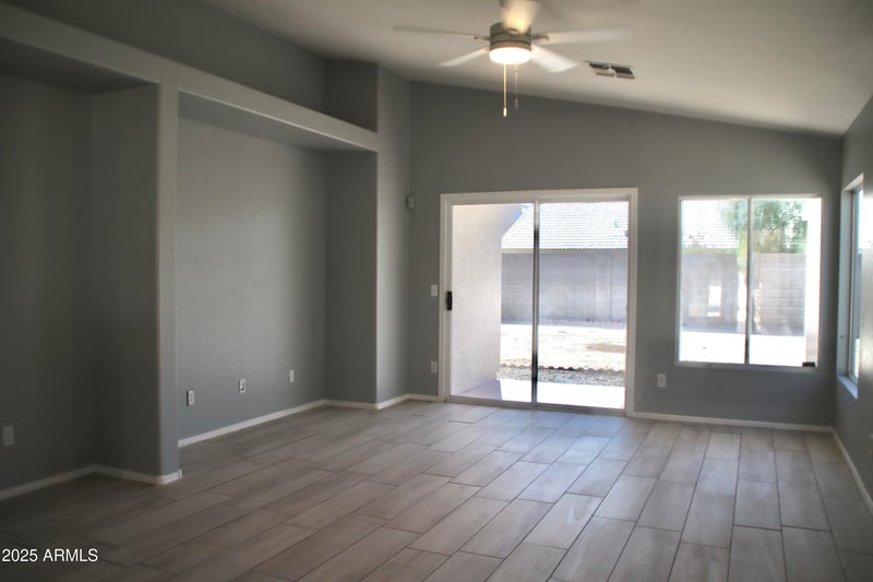 15345 Port Royale Ln, Surprise, AZ 85379