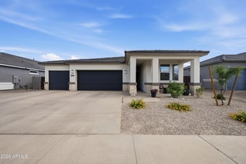 15347 Gray Fox Trl, Surprise, AZ 85387