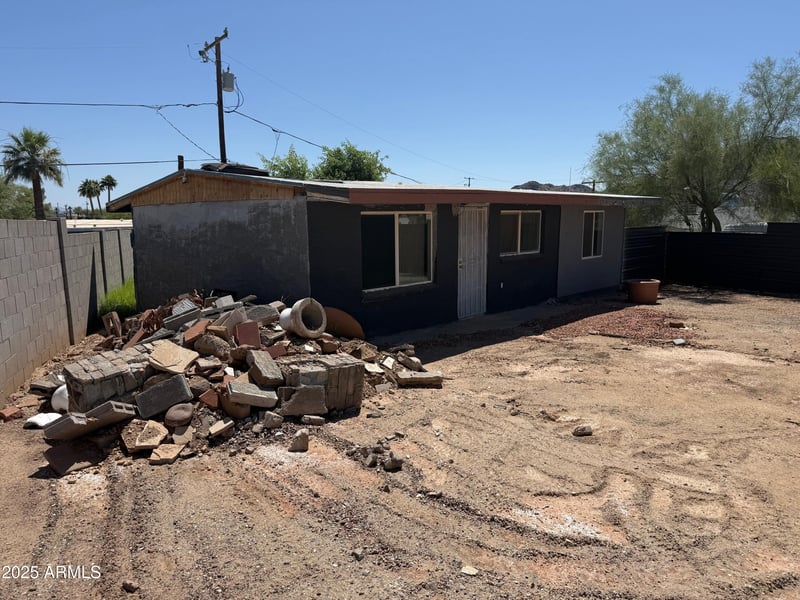 1535 Christy Dr, Phoenix, AZ 85020
