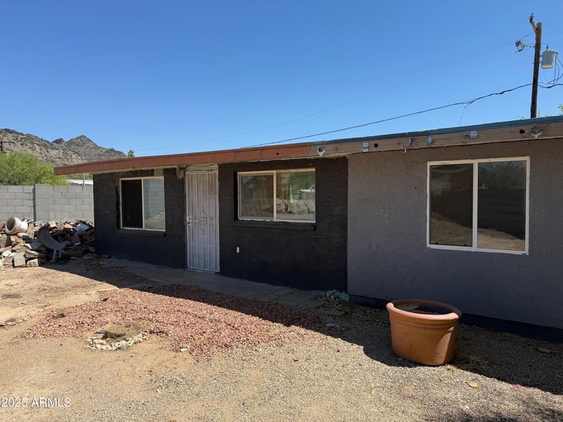 1535 Christy Dr, Phoenix, AZ 85020