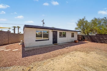 1535 E Christy Dr, Phoenix, AZ 85020
