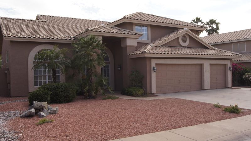 1535 E Windmere Dr, Phoenix, AZ 85048
