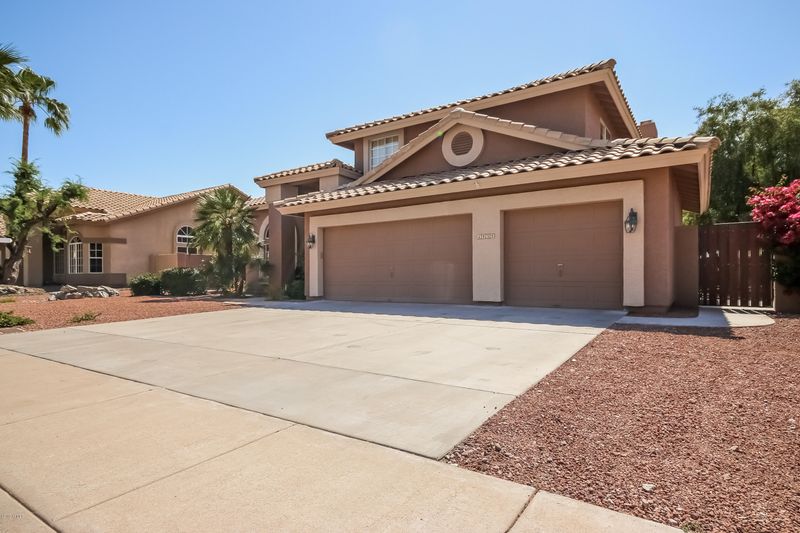 1535 E Windmere Dr, Phoenix, AZ 85048
