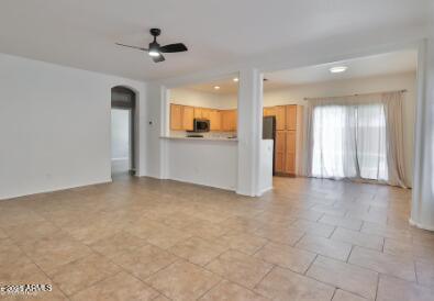 15354 Caribbean Ln, Surprise, AZ 85379