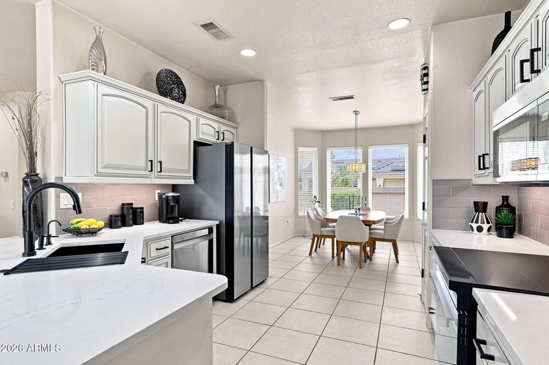 15359 W Robertson Dr, Sun City West, AZ 85375