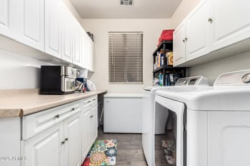 1536 Del Rio St, Gilbert, AZ 85295