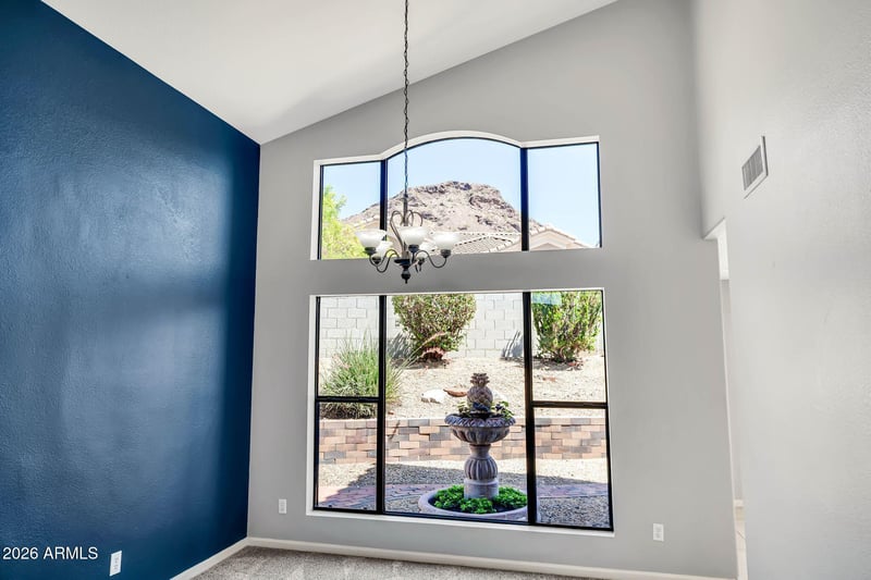 1536 E Meadow Ln, Phoenix, AZ 85022