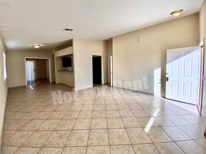 1536 W Hadley St, Phoenix, AZ 85007