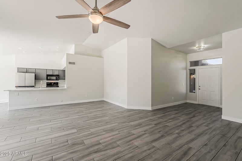 15360 87th Ave, Peoria, AZ 85381