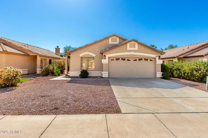 1537 Page Ave, Gilbert, AZ 85233