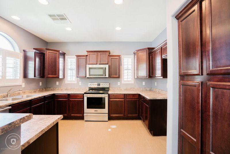 15378 W Bloomfield Rd, Surprise, AZ 85379