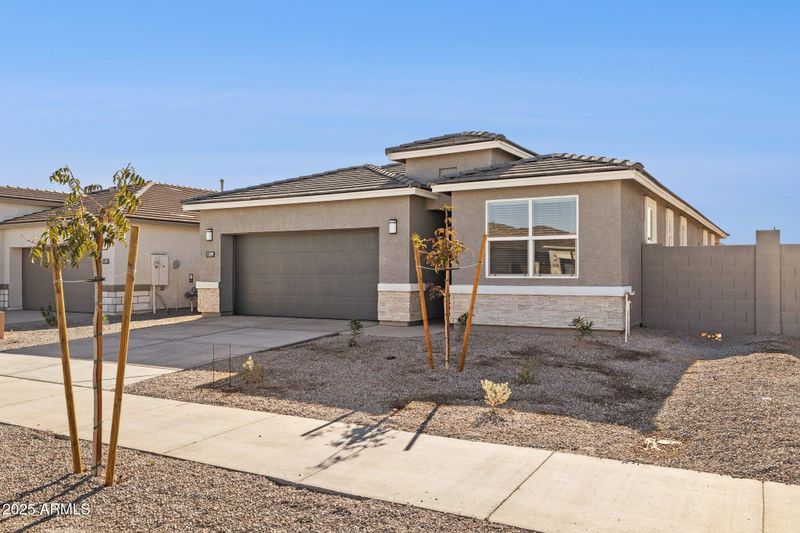 15397 W Hackamore Dr, Surprise, AZ 85387