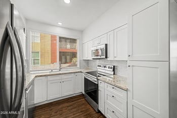 154 W 5th St #115, Tempe, AZ 85281