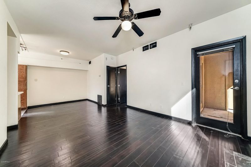 154 W 5th St #159, Tempe, AZ 85281