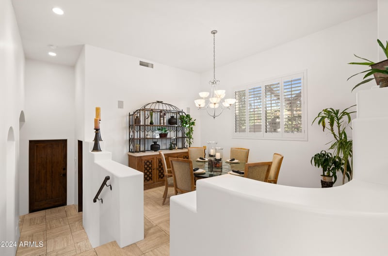 1540 E Sharon Dr, Phoenix, AZ 85022