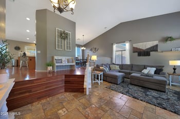 1540 Sierra Heights Cir, Mesa, AZ 85207