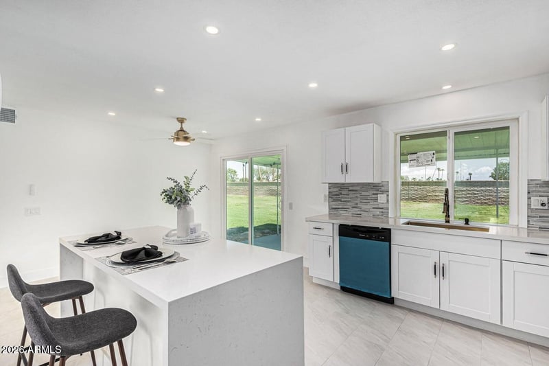 15401 Cameo Dr, Sun City, AZ 85351