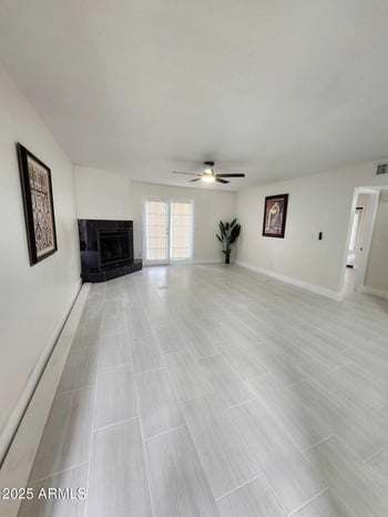 15402 28th St #105, Phoenix, AZ 85032