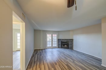 15402 28th St #124, Phoenix, AZ 85032