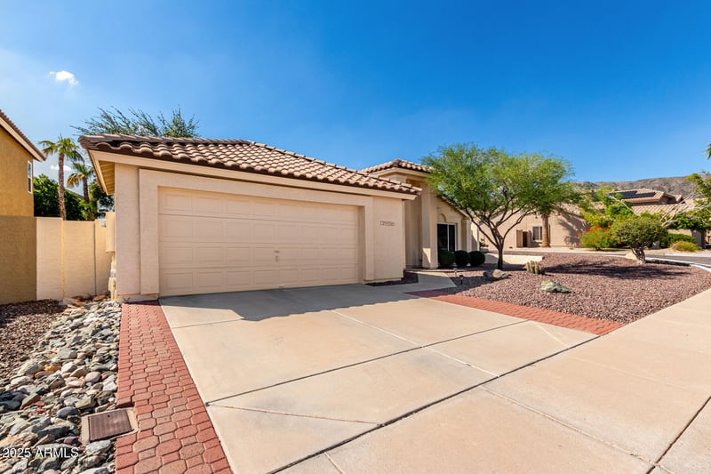 15404 15th Ave, Phoenix, AZ 85045