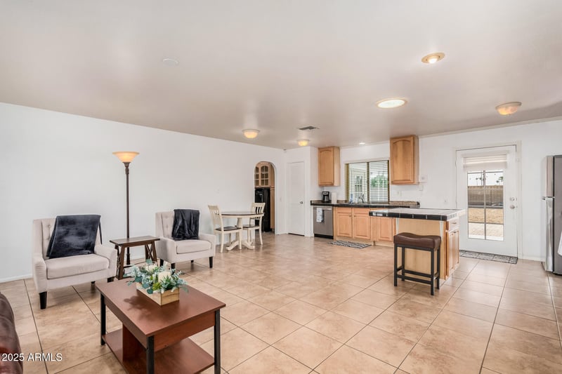 15406 Bowling Green Dr, Sun City, AZ 85351
