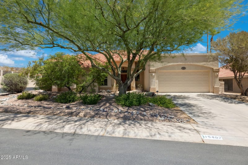 15407 38th St, Phoenix, AZ 85044