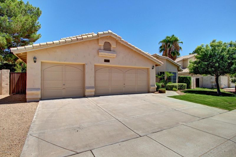 15407 N 45th Pl, Phoenix, AZ 85032