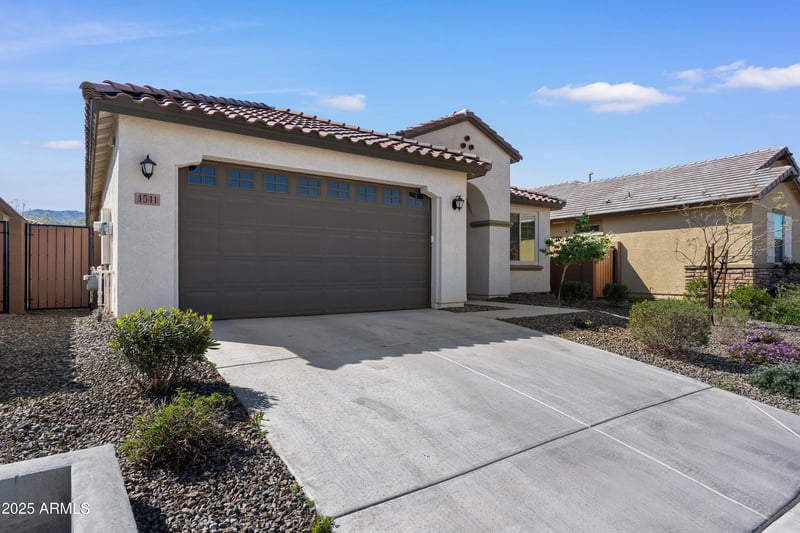 1541 Carmen St, Phoenix, AZ 85041