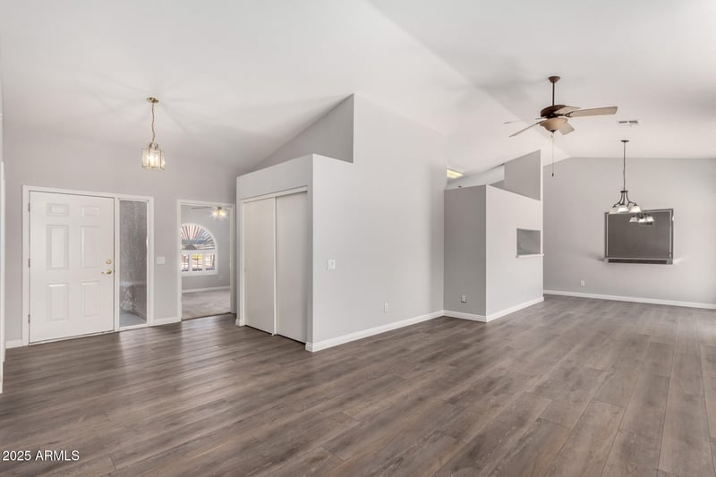 1541 Colonial Dr, Chandler, AZ 85249