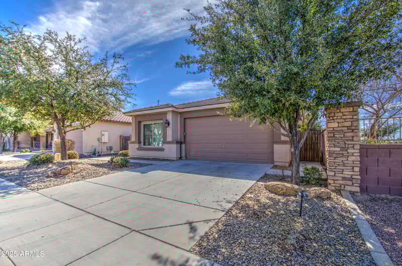 1541 Crape Rd, San Tan Valley, AZ 85140