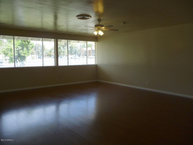 1541 E San Juan Ave, Phoenix, AZ 85014