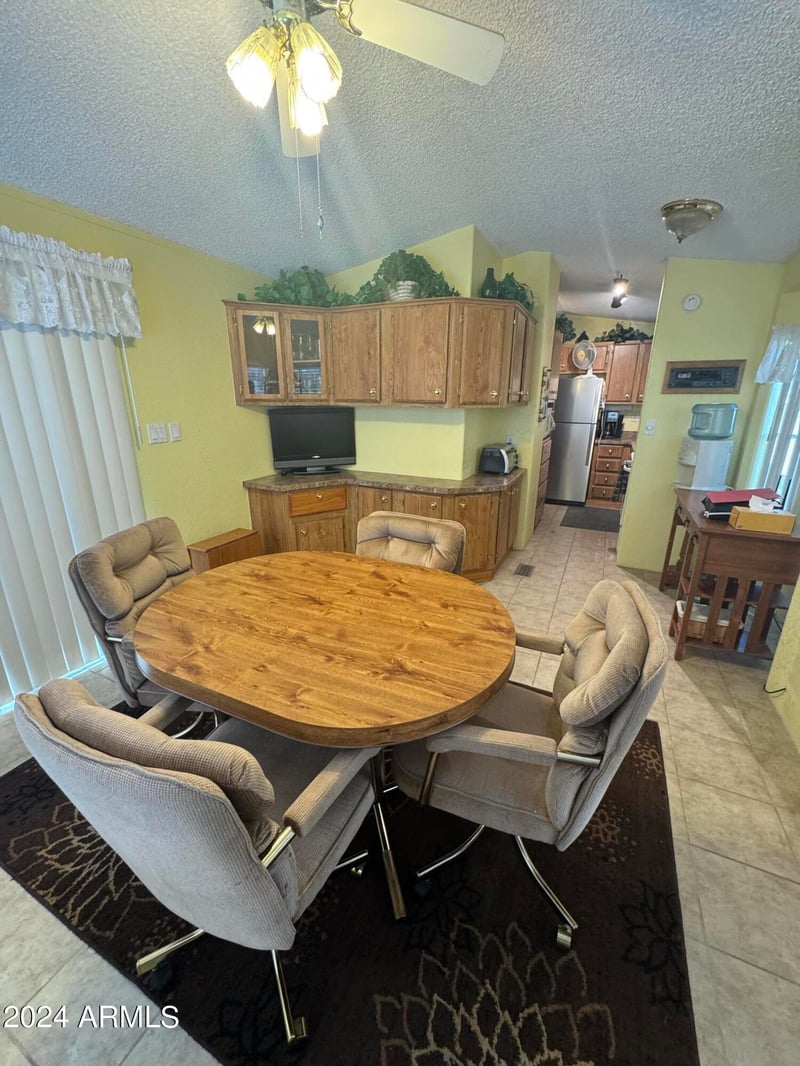 1541 Yurok --, Apache Junction, AZ 85119