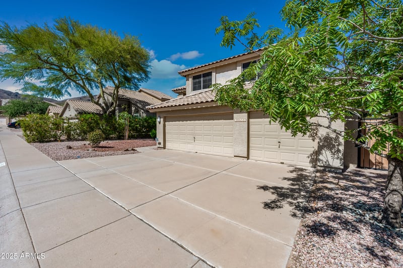 15411 13th Ave, Phoenix, AZ 85045